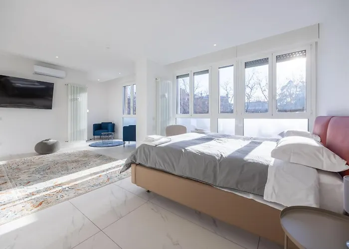 Maison Masini 1, By Short Holidays *